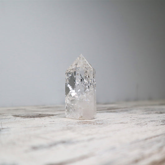 Crackle Quartz Point