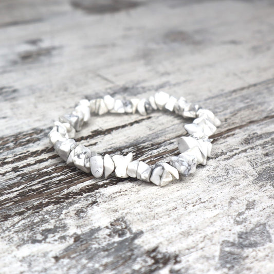 Howlite Crystal Chips Bracelet